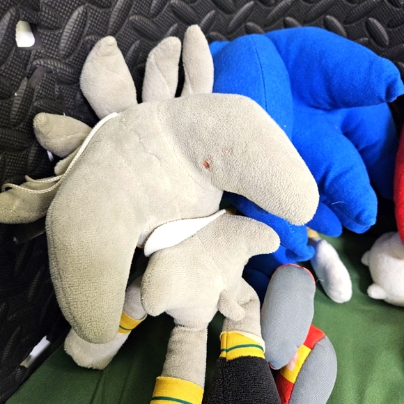 Sonic the Hedgehog Plush Toy Set - Blue, Red, Gray - Picture 10 of 13